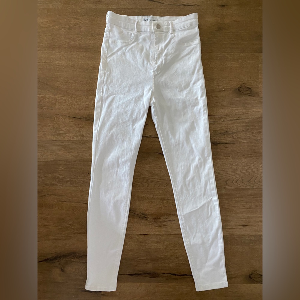 Zara High Rise White Skinny Jeans